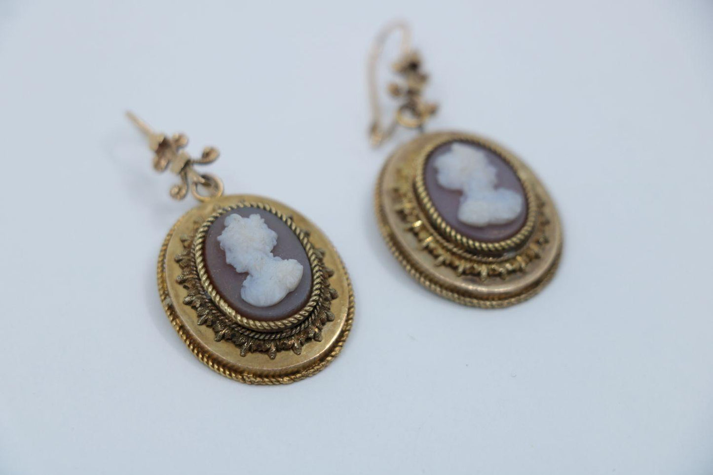 Vintage 14K Gold Cameo Earrings