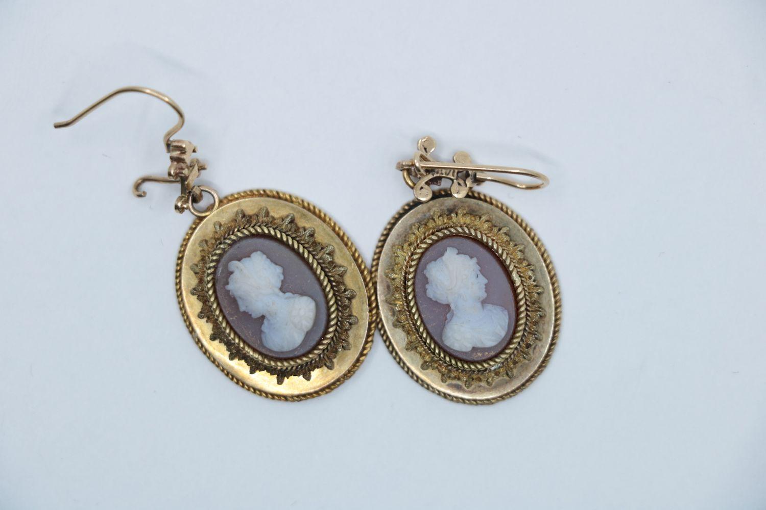 Vintage 14K Gold Cameo Earrings