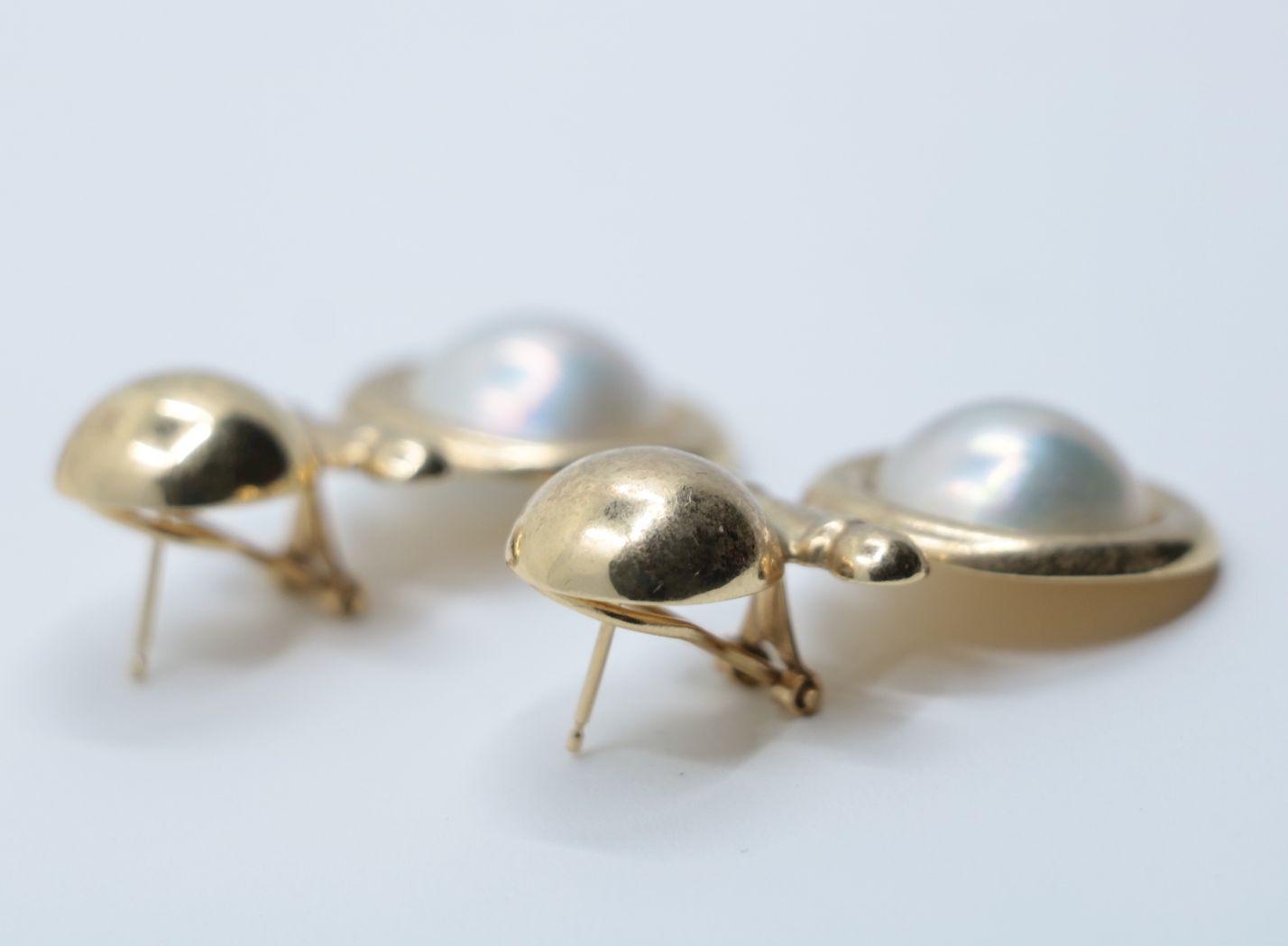 Vintage 14K Gold Pearl Cabochon Earrings