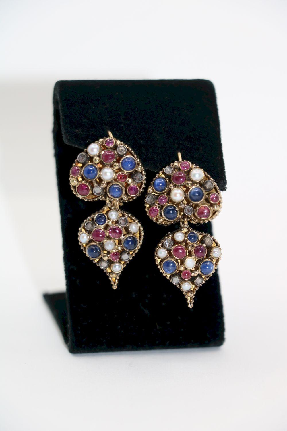 Vintage 22K Gold Indain Mughal Gem Set Earrings