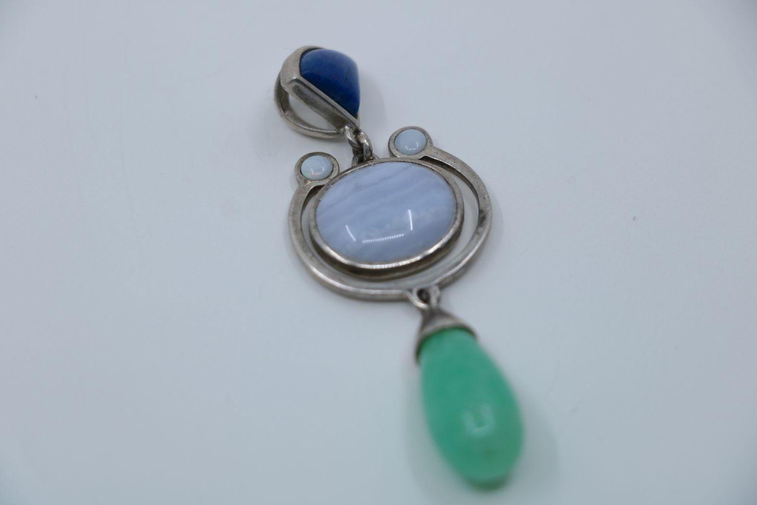 Vintage Silver Ladies Agate Quartz Pendant