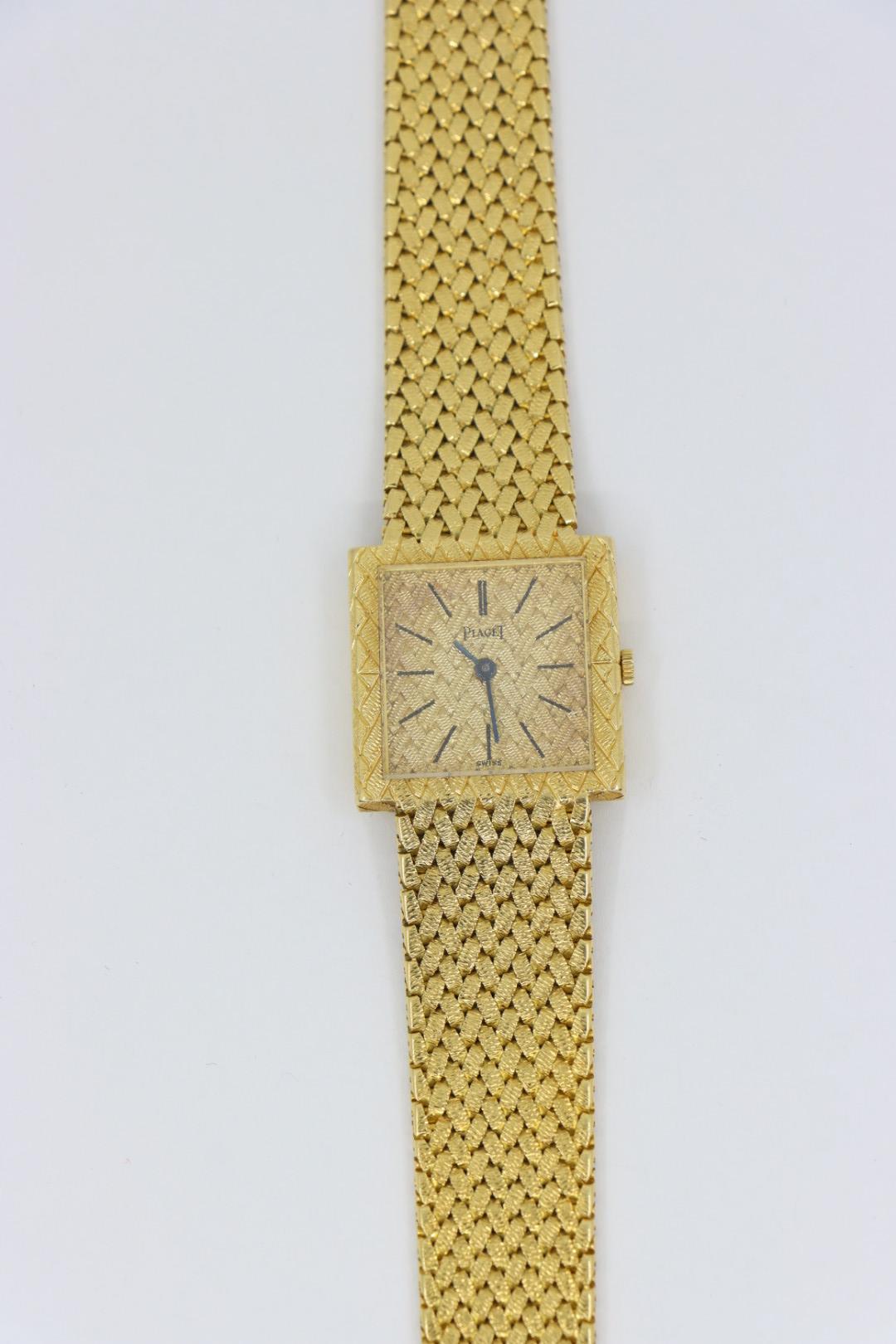 Piaget Vintage 18K Gold Unisex Watch