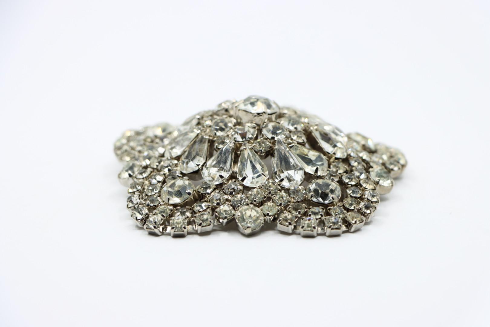 Vintage Silver Tone Rhinestone Flower Brooch Pin