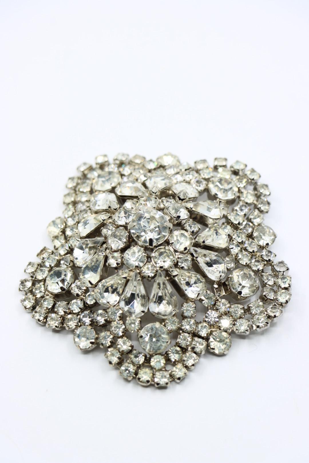 Vintage Silver Tone Rhinestone Flower Brooch Pin