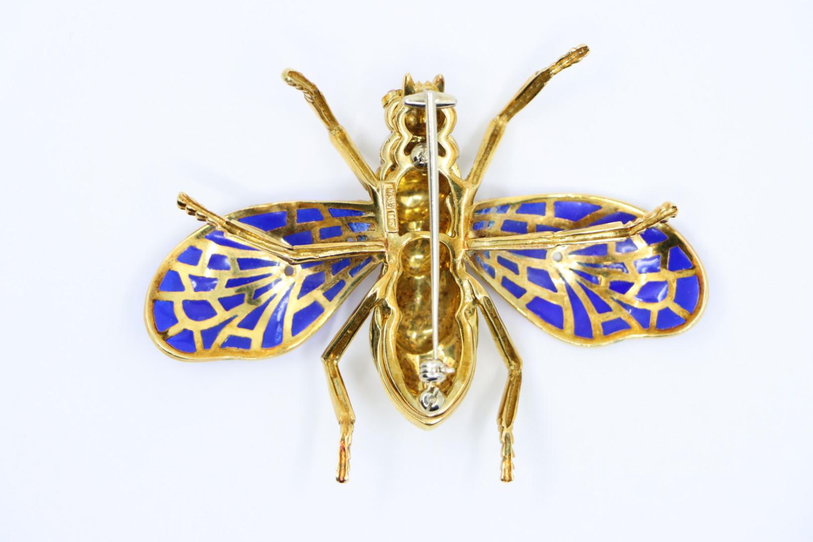 Vintage 18K Gold Diamond Enamel Bee Brooch Pin