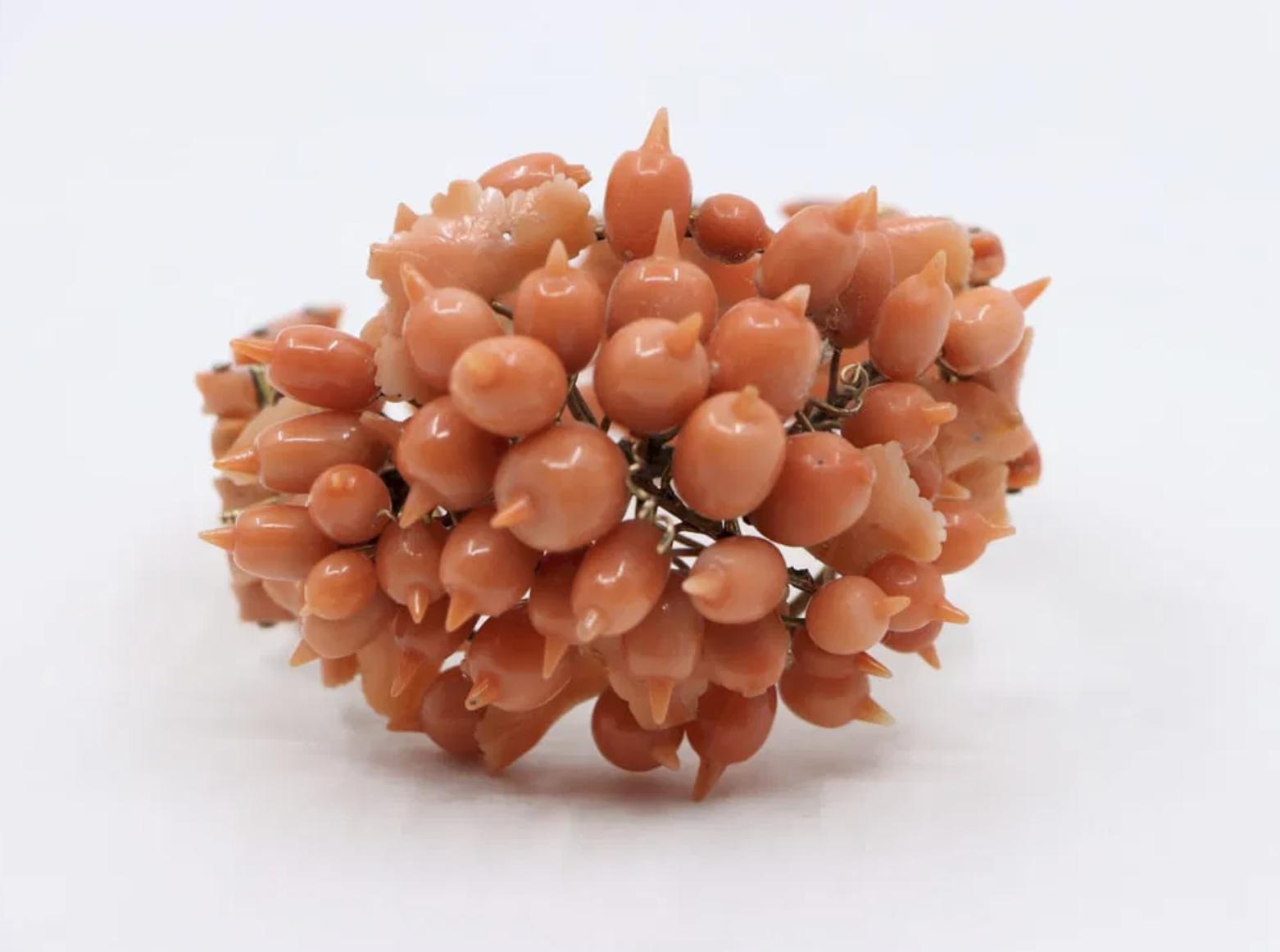 A Rare Antique Victorian Coral Parure - Coral Necklace, Bracelet & Brooch