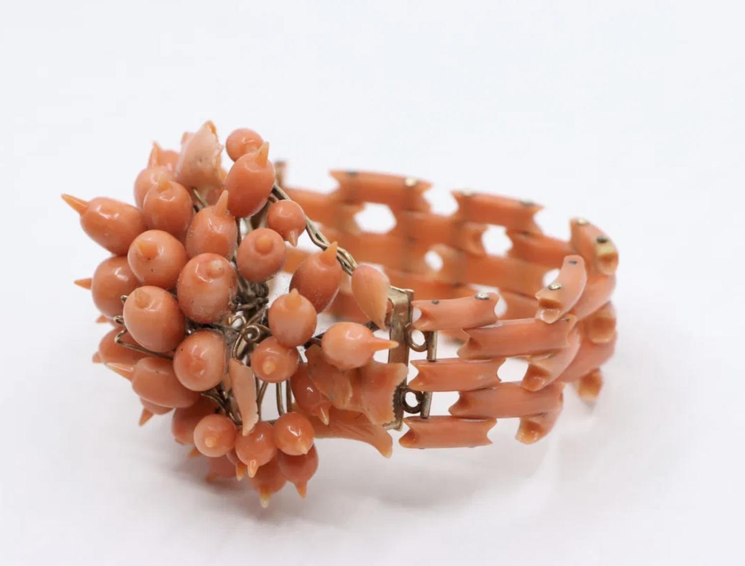 A Rare Antique Victorian Coral Parure - Coral Necklace, Bracelet & Brooch
