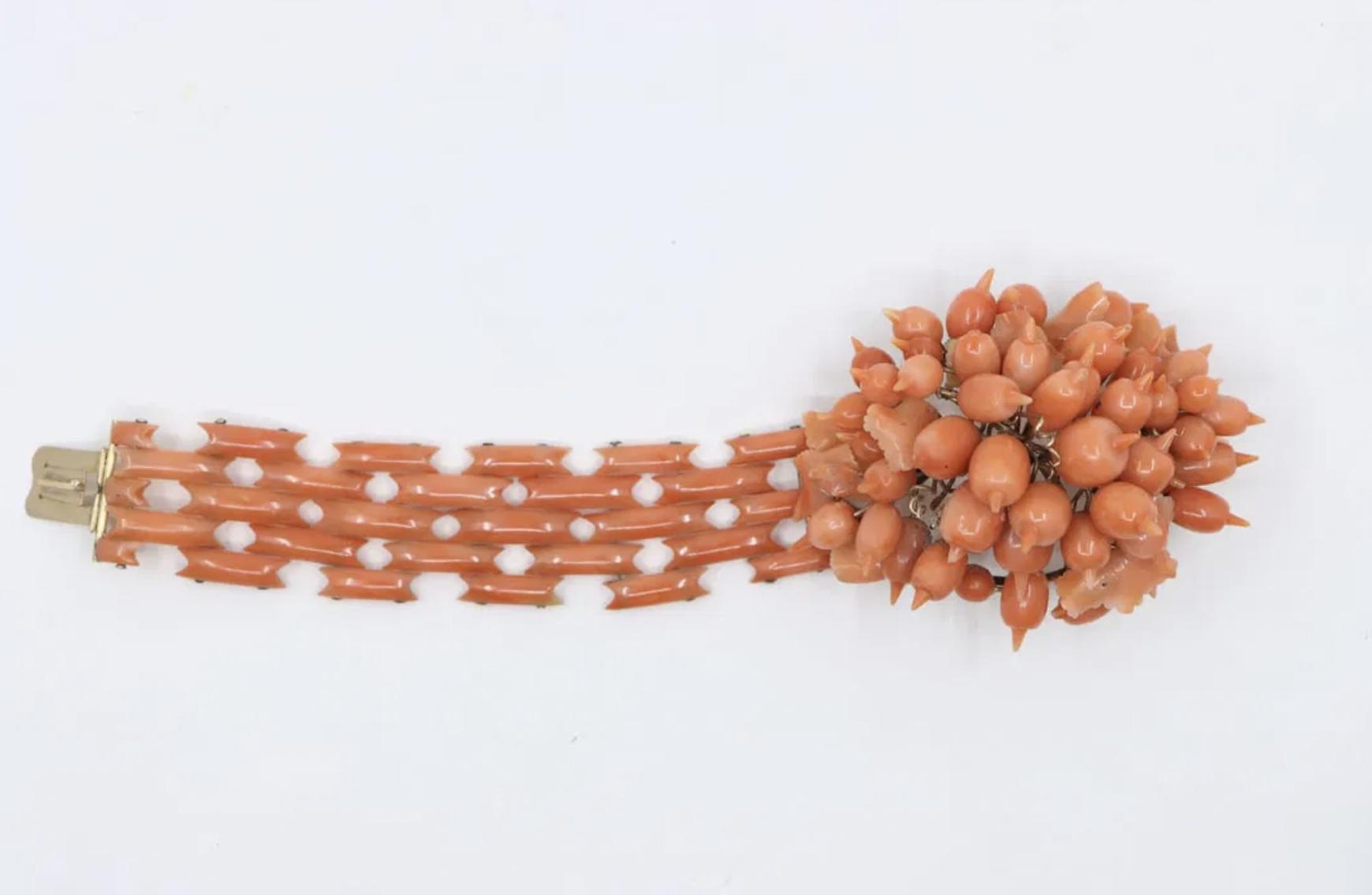 A Rare Antique Victorian Coral Parure - Coral Necklace, Bracelet & Brooch