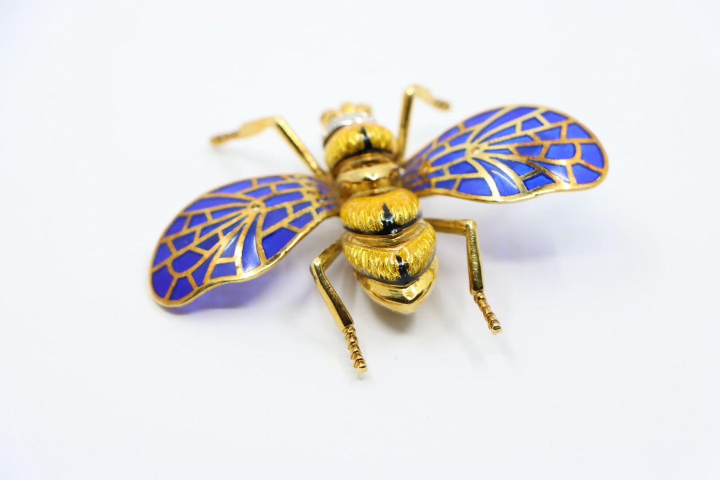 Vintage 18K Gold Diamond Enamel Bee Brooch Pin