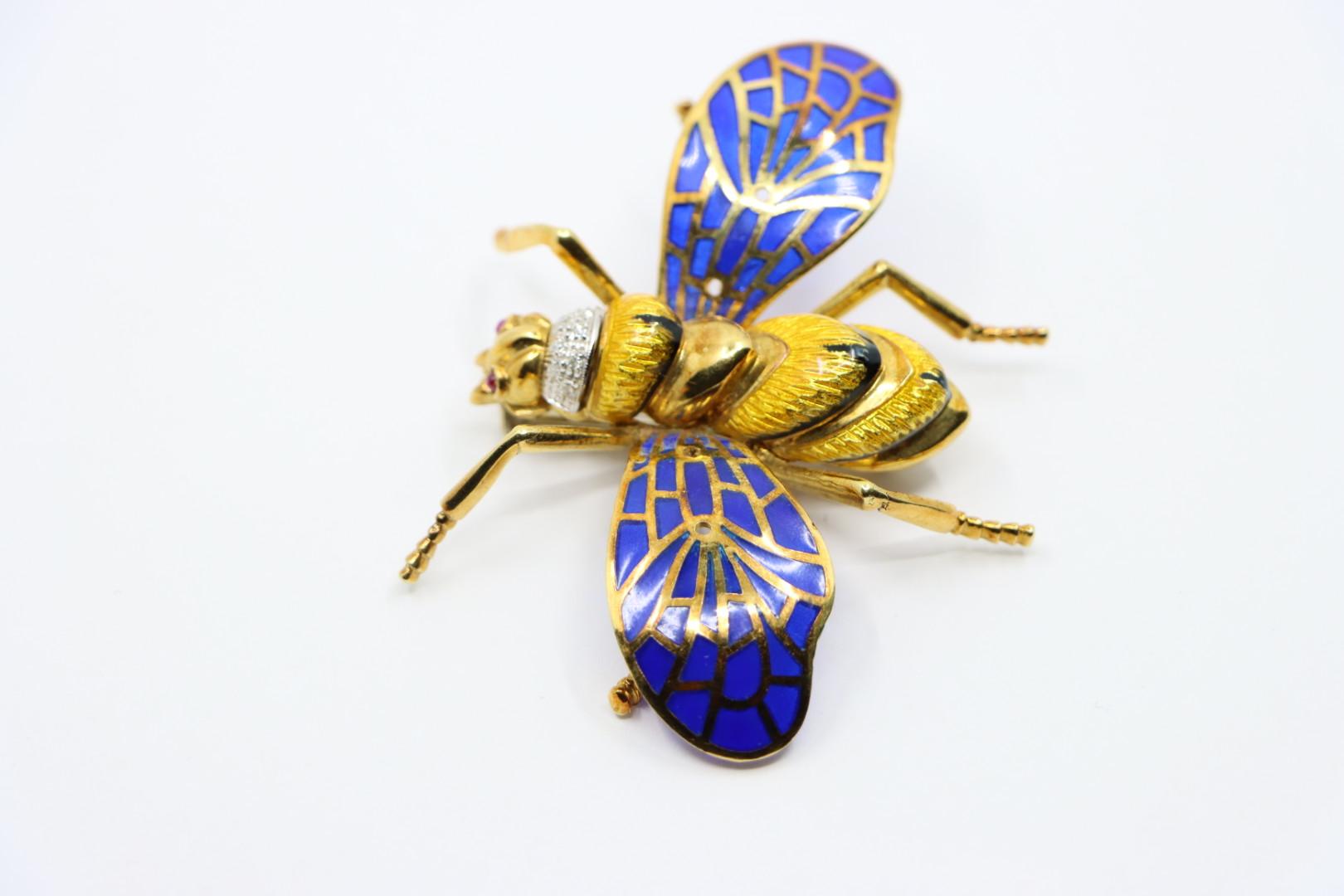 Vintage 18K Gold Diamond Enamel Bee Brooch Pin