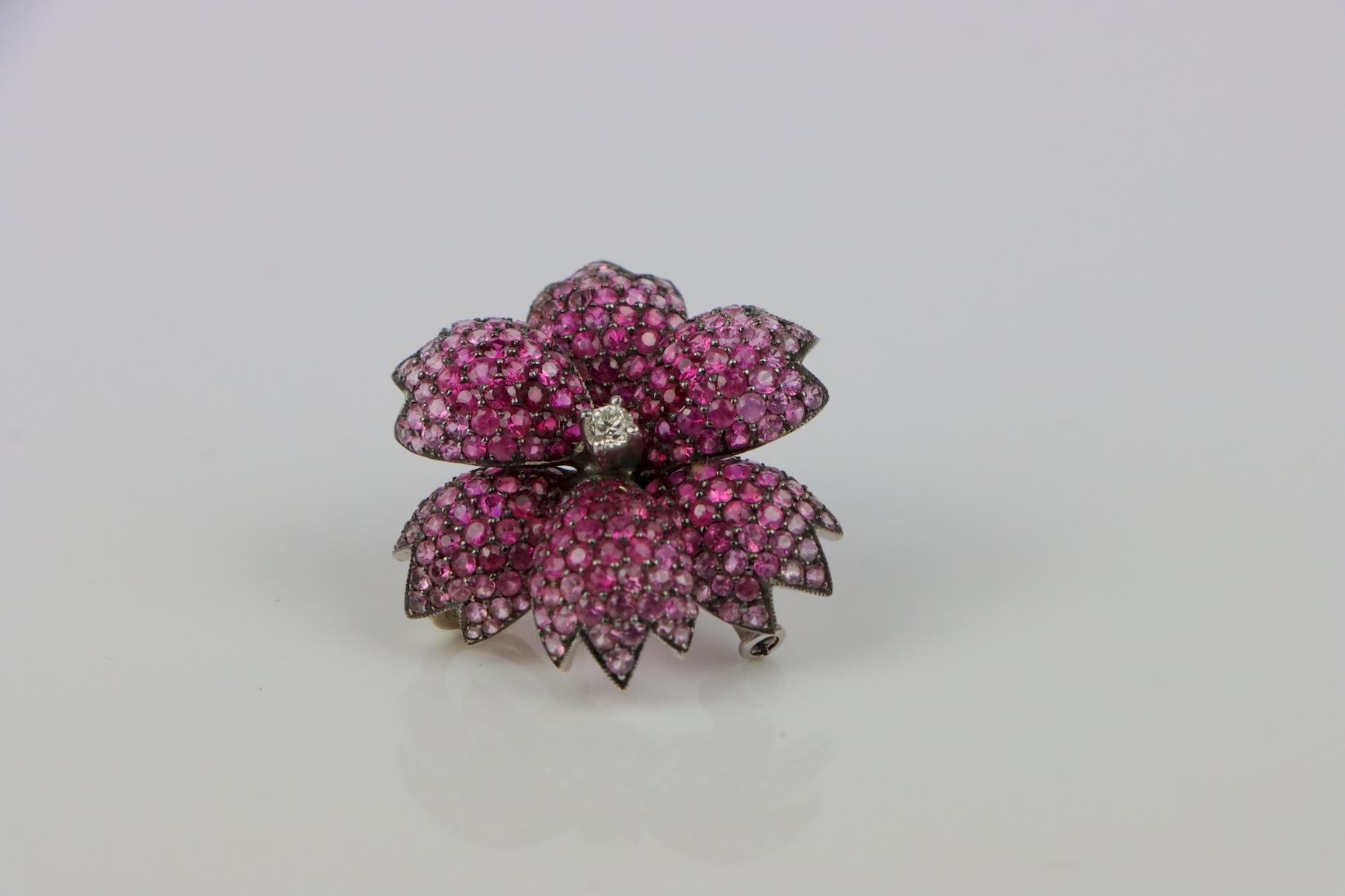 18K Gold Gradient Pink Sapphire Flower Brooch Pendant