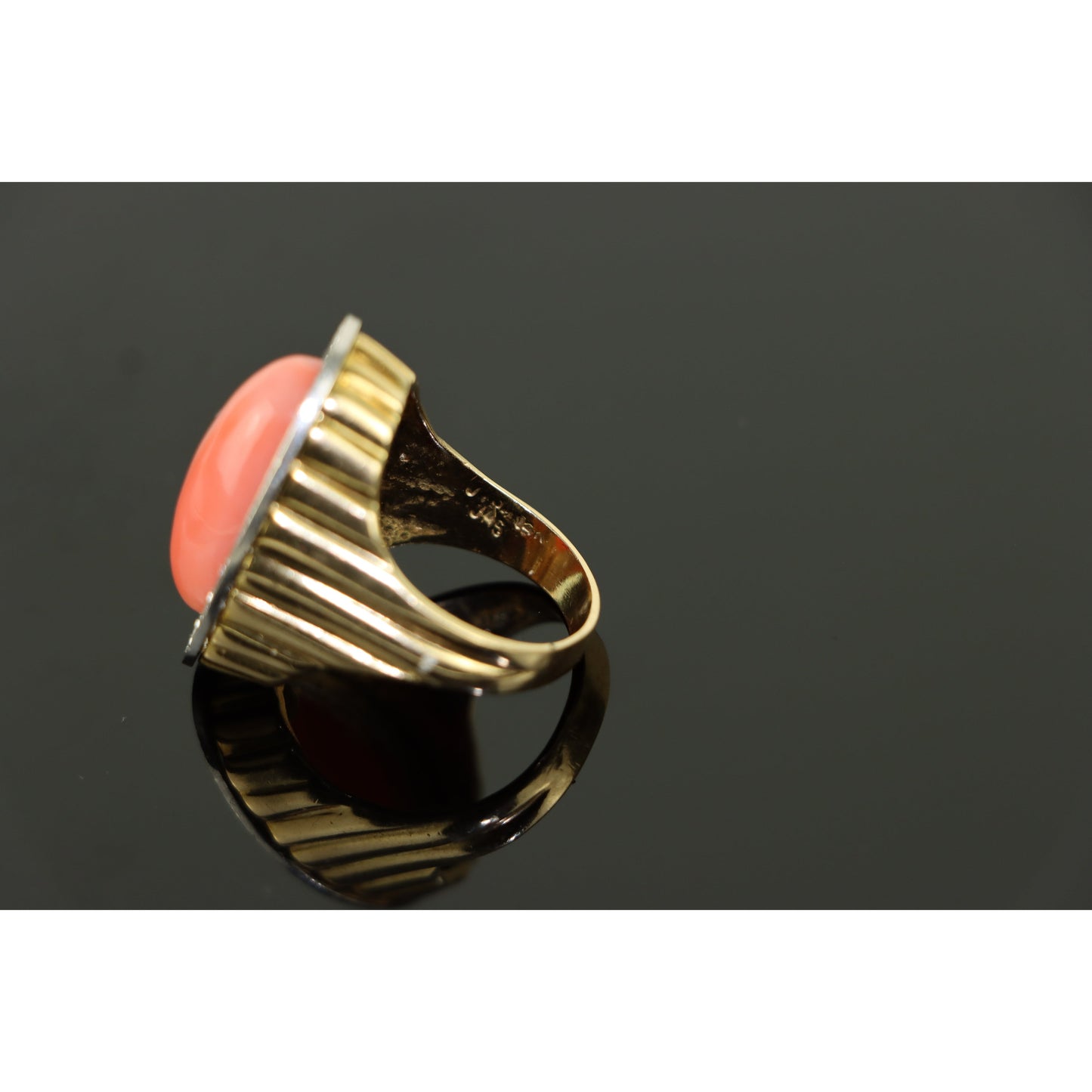 Vintage 14K Gold Coral Diamond Ring