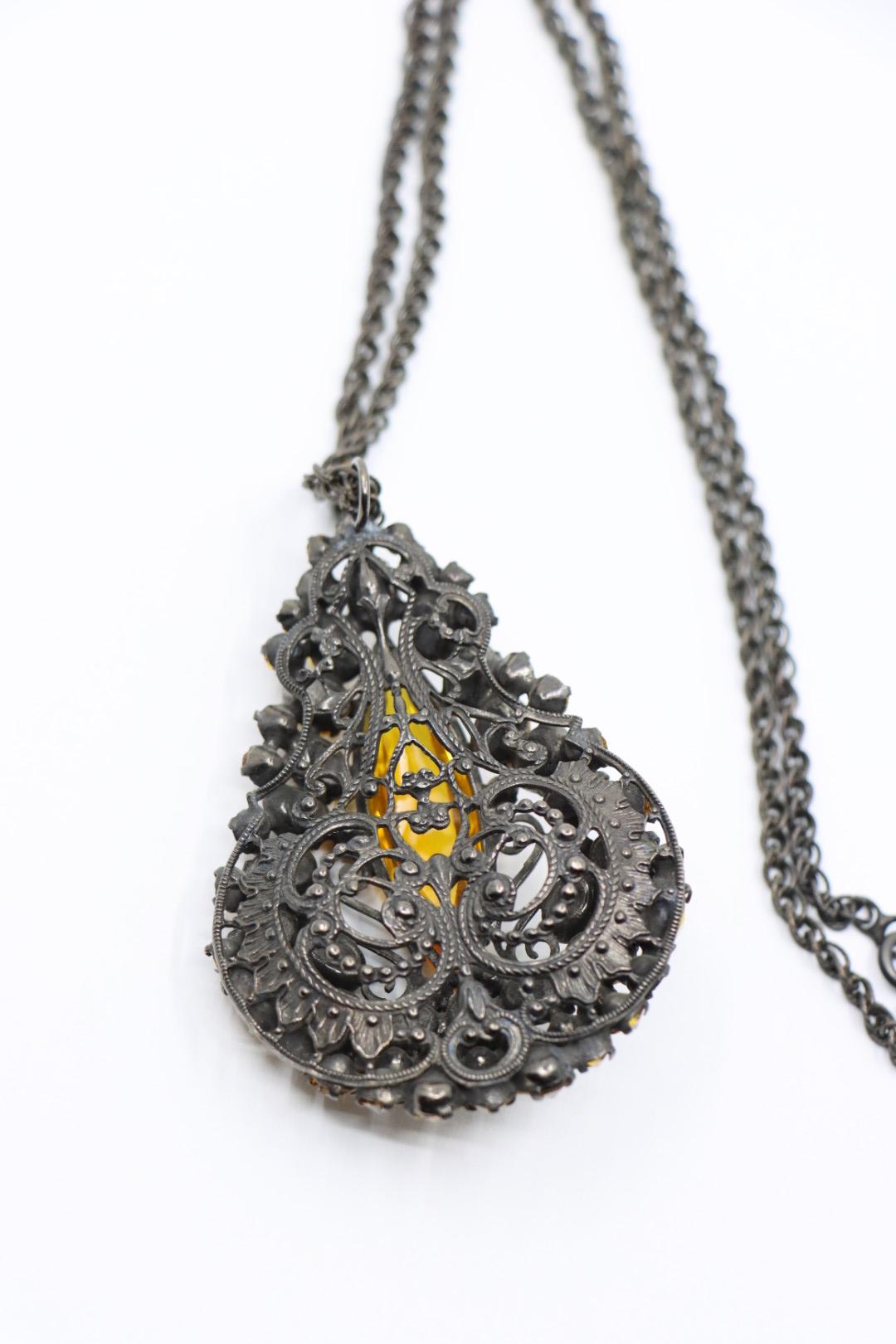 Rare Schreiner Yellow Crystal Pendant Necklace