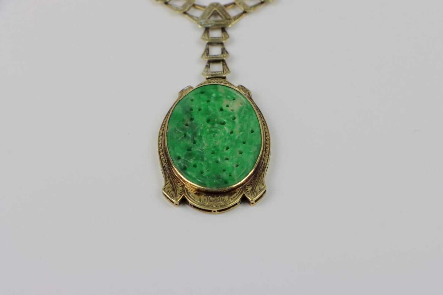 Antique 14K Gold Jade Pendant Necklace