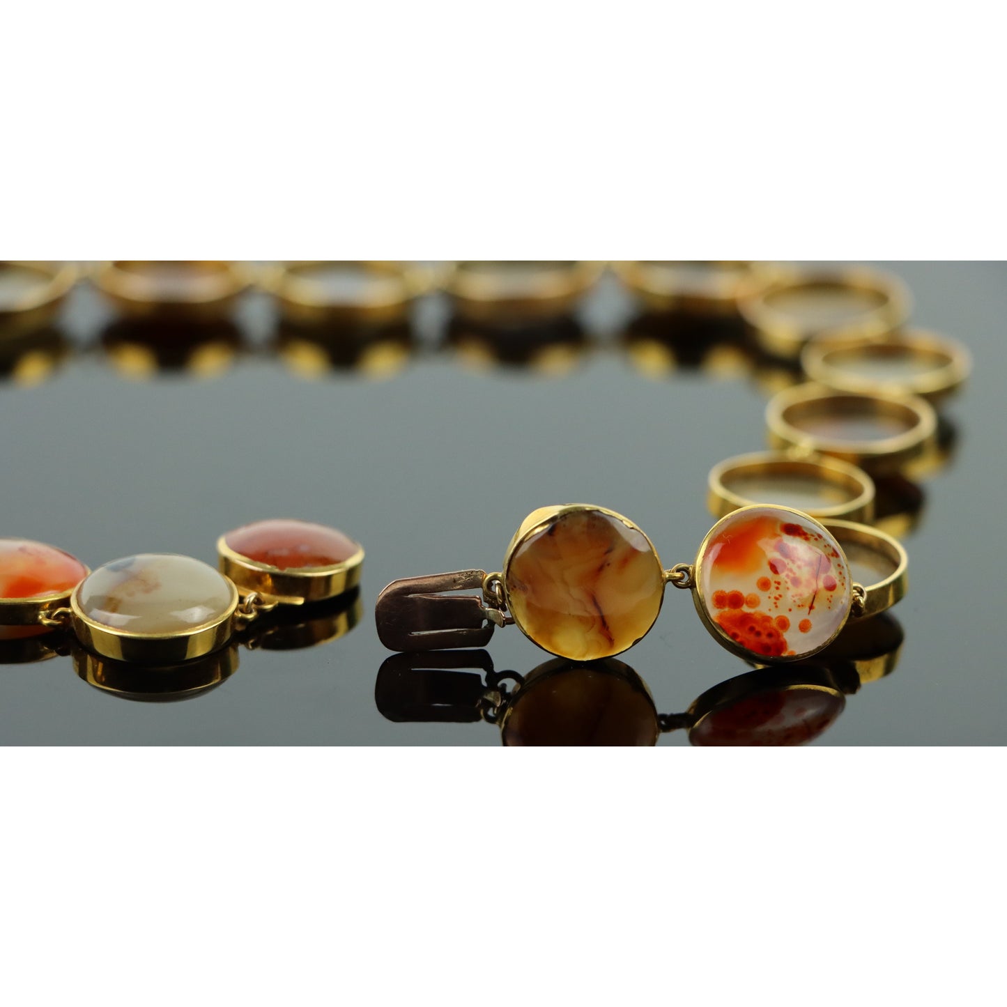 A Rare Georgian Era Agate and Gold Parure Set