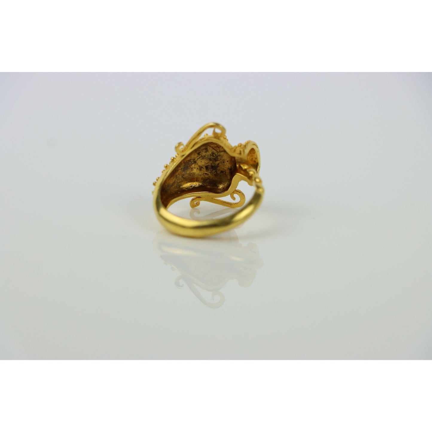 18K Gold Greek Amphora Vase Ring