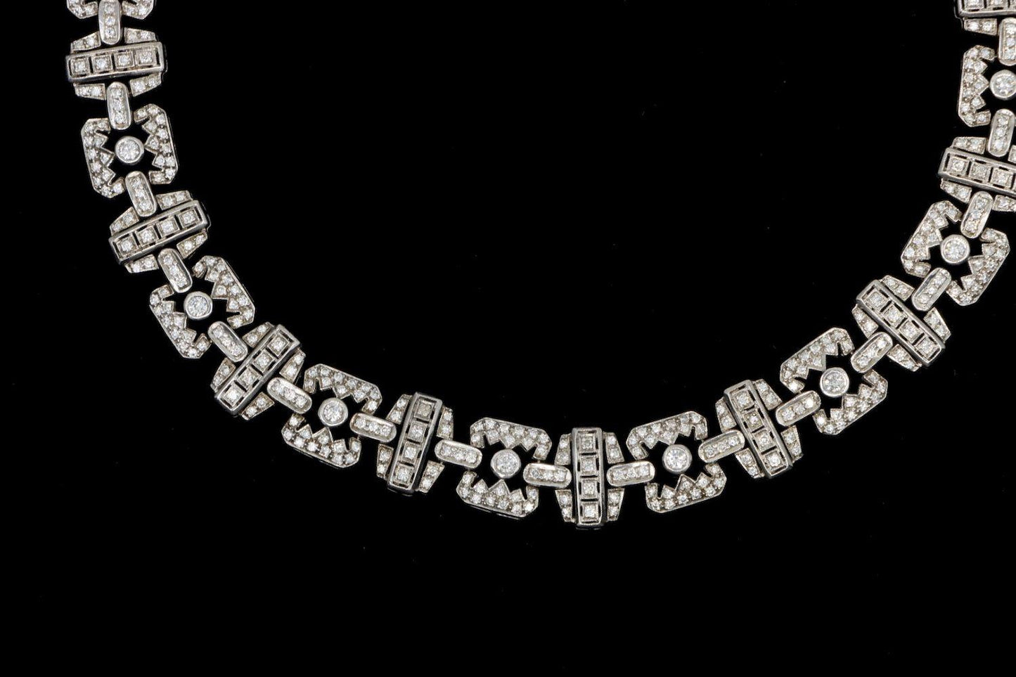 18K White Gold Diamond Necklace