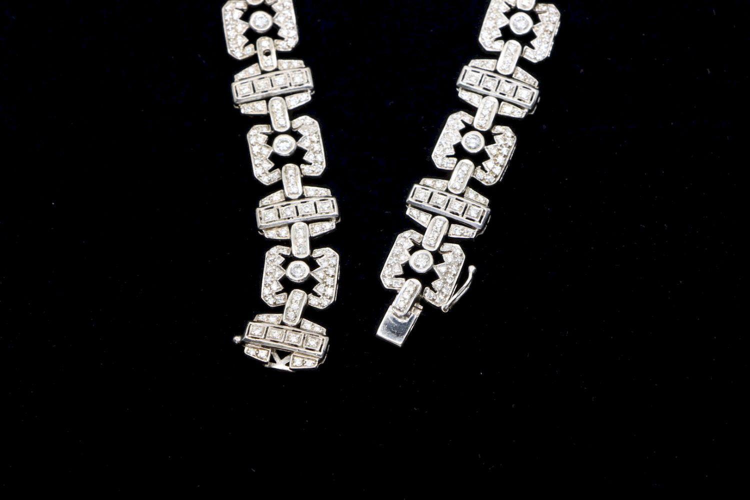 18K White Gold Diamond Necklace