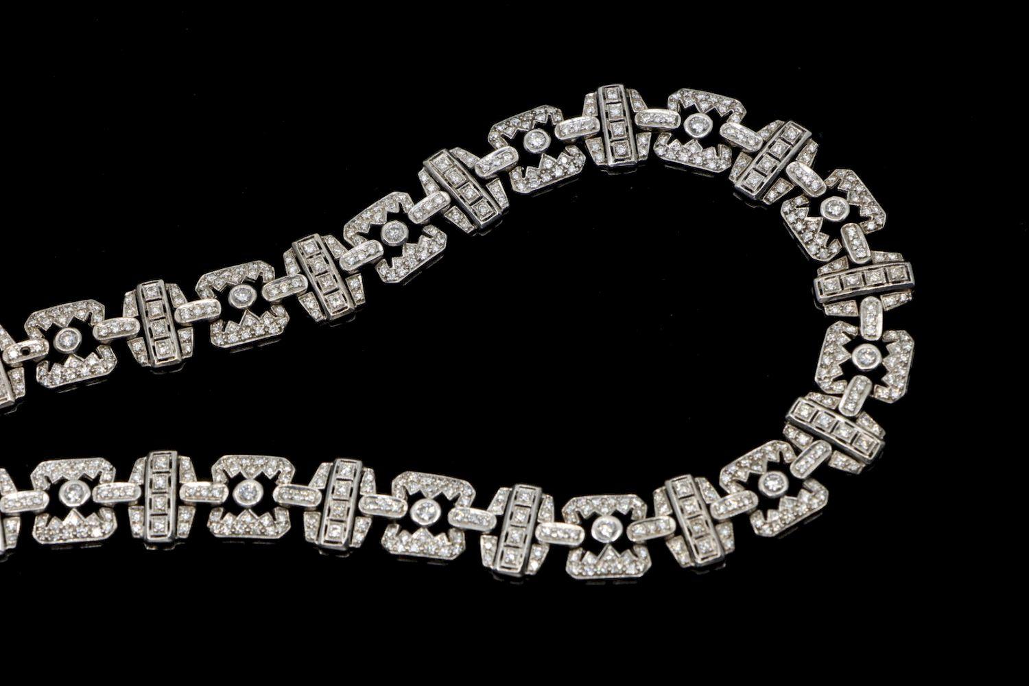 18K White Gold Diamond Necklace