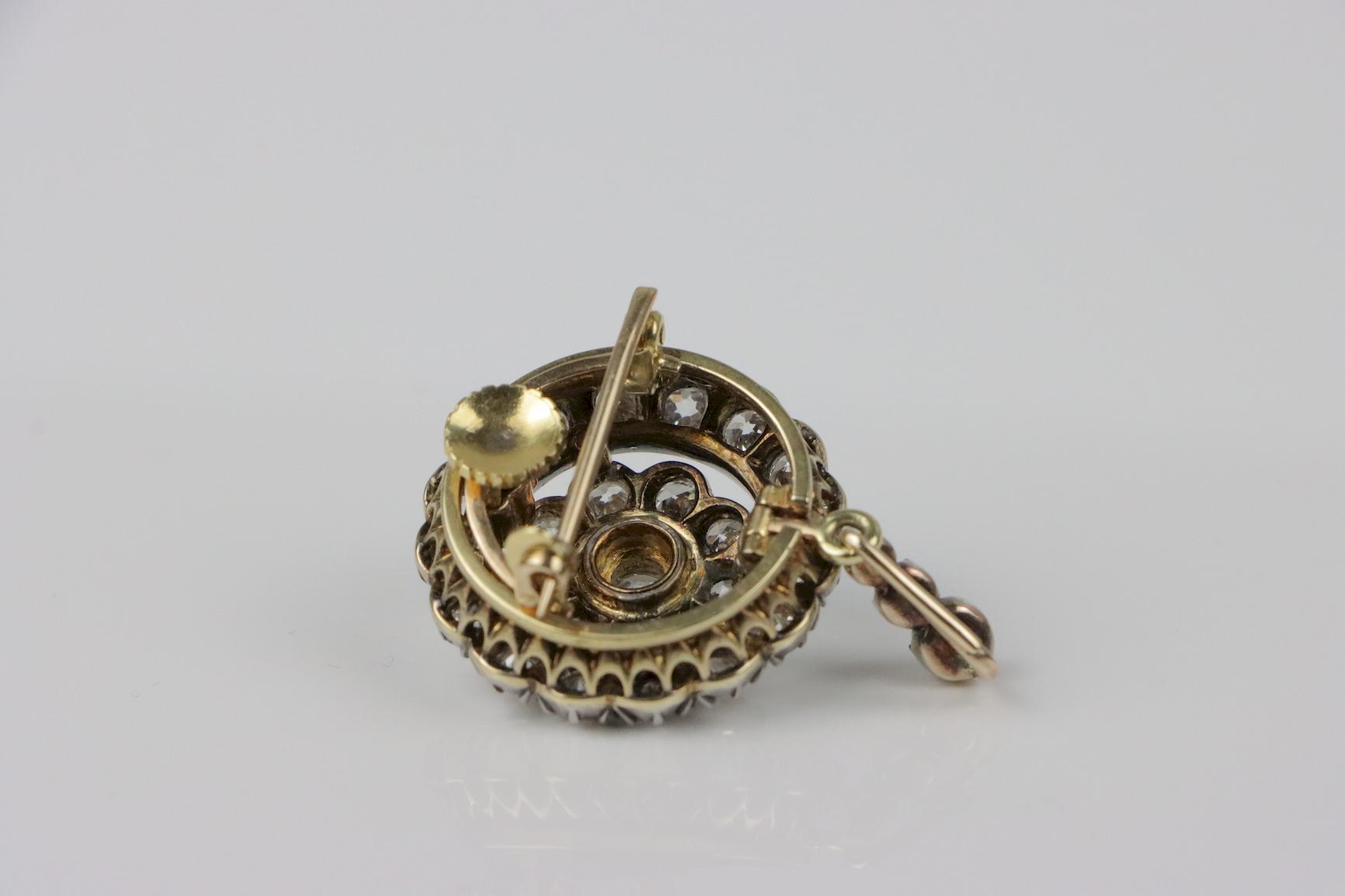 Antique Convertible Platinum 4.70 Ct Diamond Pendant Brooch