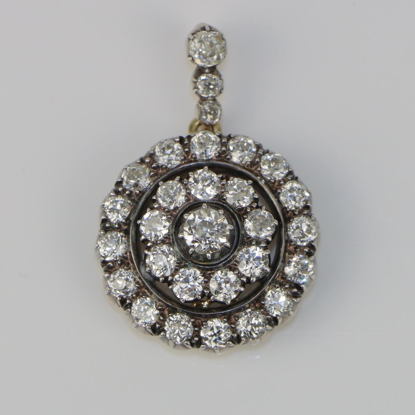 Antique Convertible Platinum 4.70 Ct Diamond Pendant Brooch