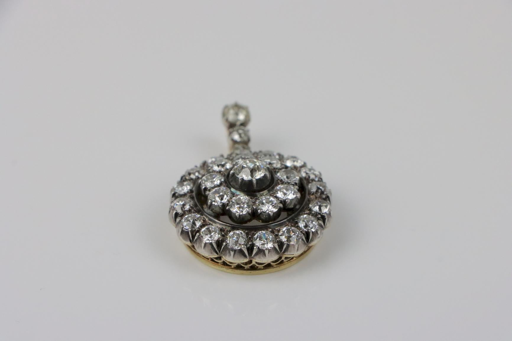 Antique Convertible Platinum 4.70 Ct Diamond Pendant Brooch