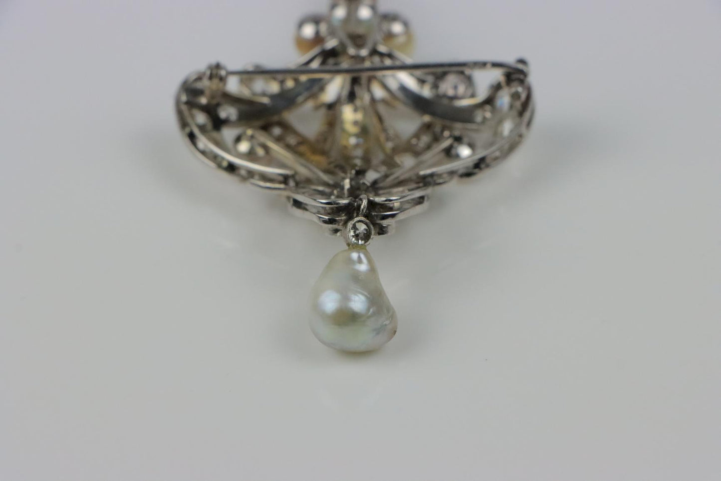 Vintage 18K White Gold Diamond Pearl Brooch