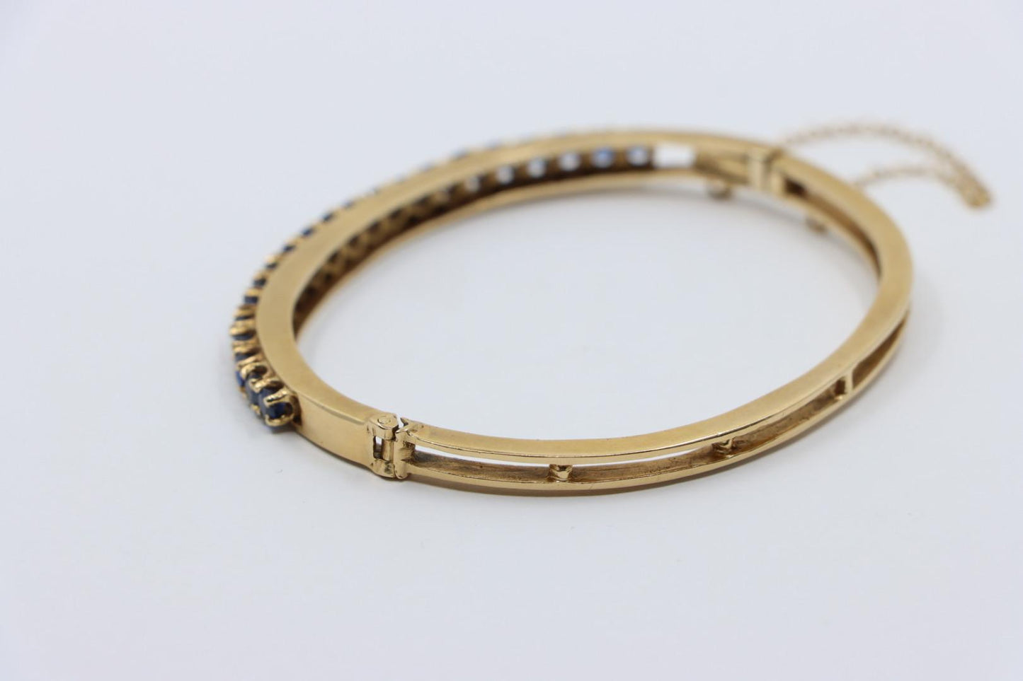 Vintage 14K Gold Sapphires Bangle Bracelet