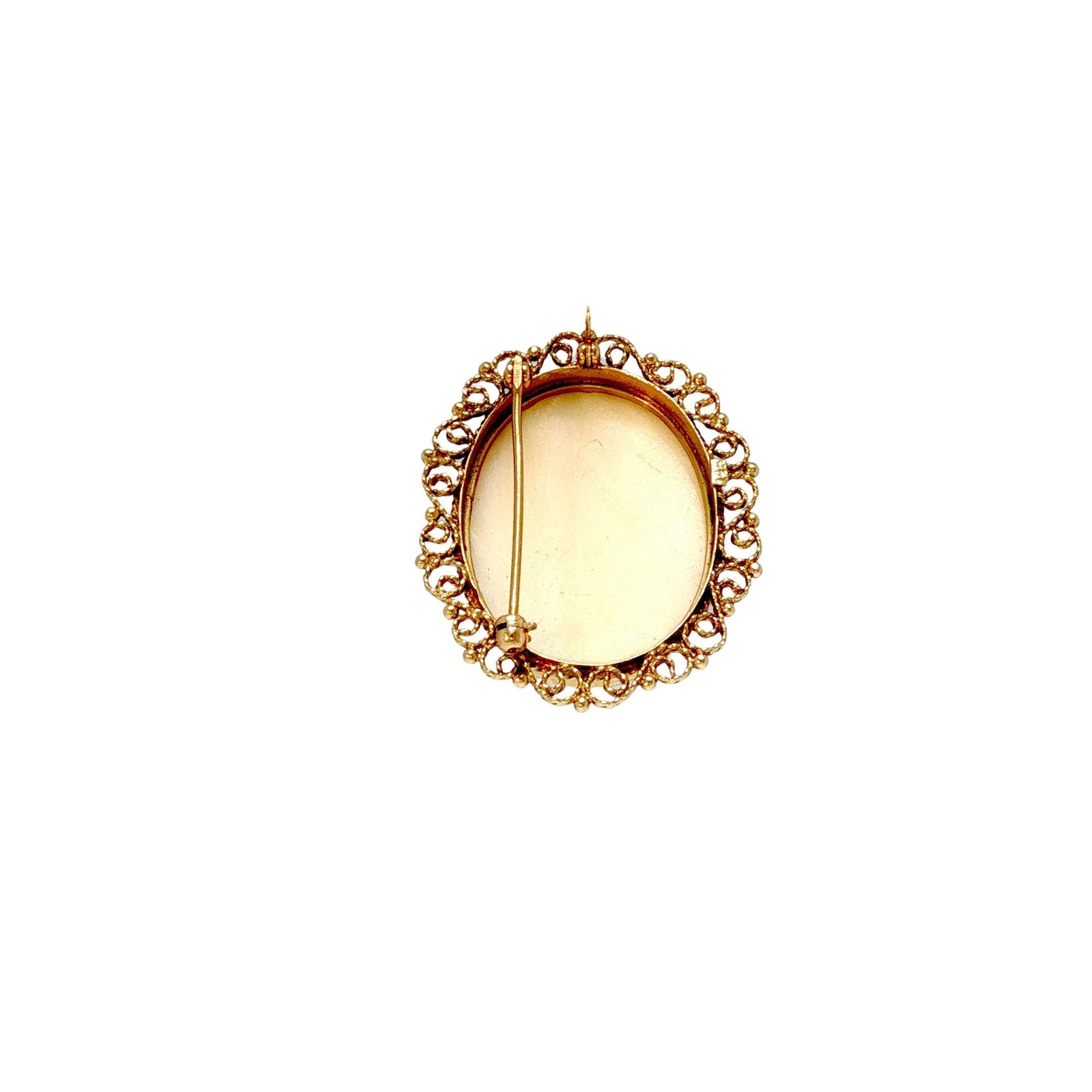 14K Coral Pendant