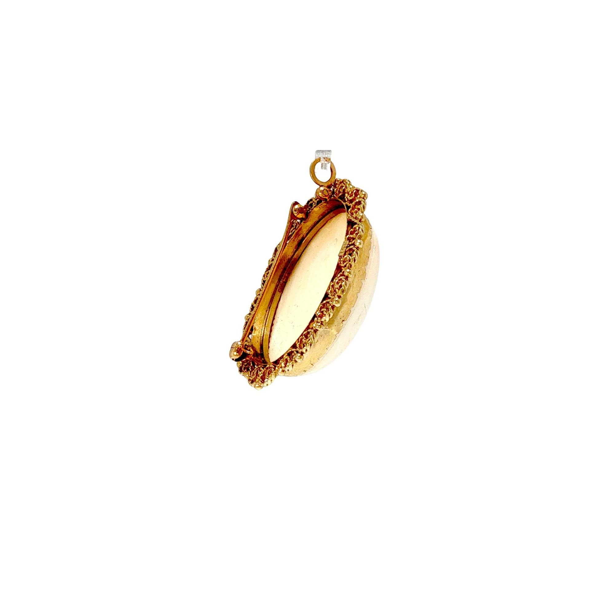 14K Coral Pendant