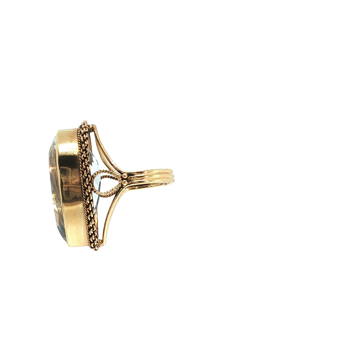 Large 14K Gold Aquamarine Ring