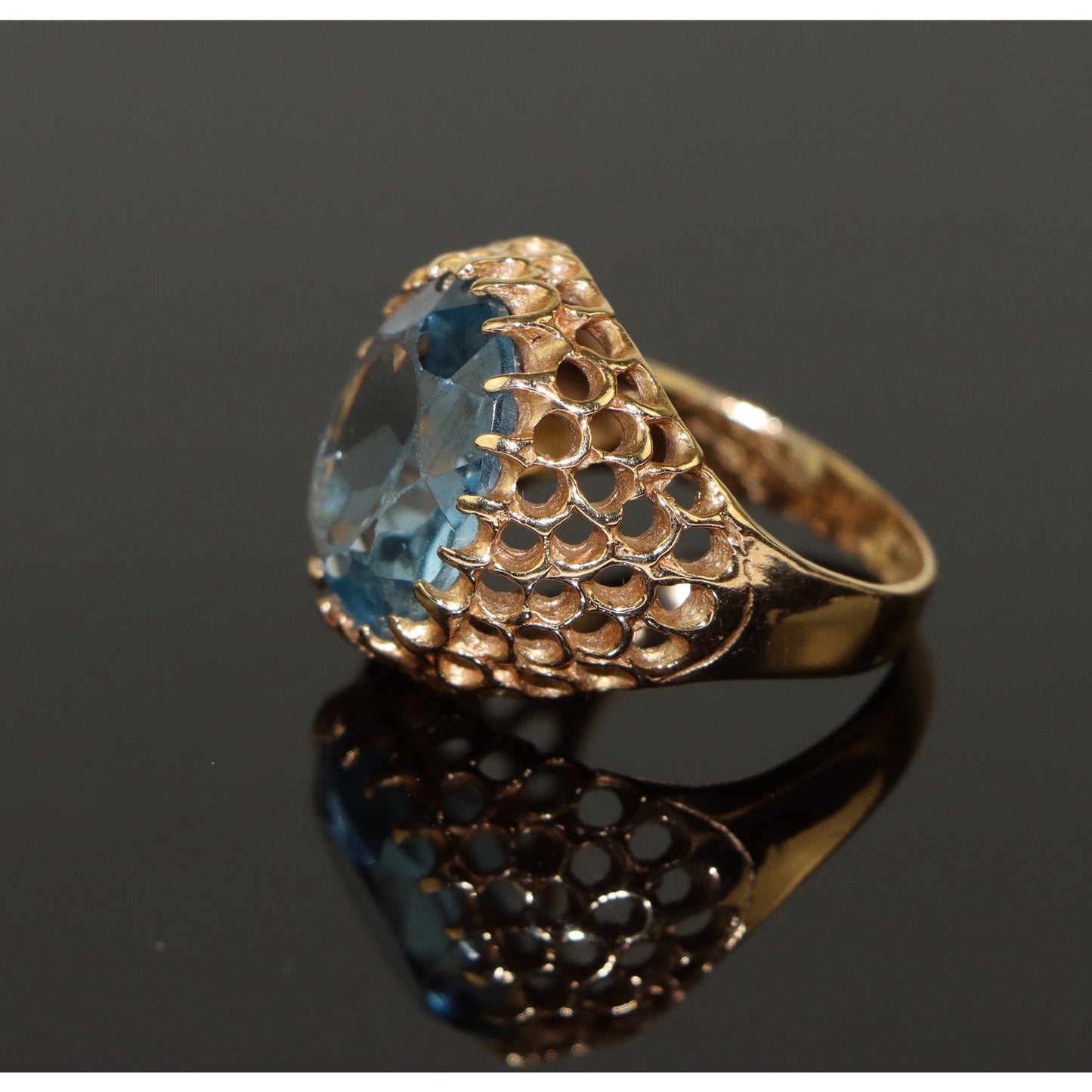 Vintage 18K Gold Topaz Ring