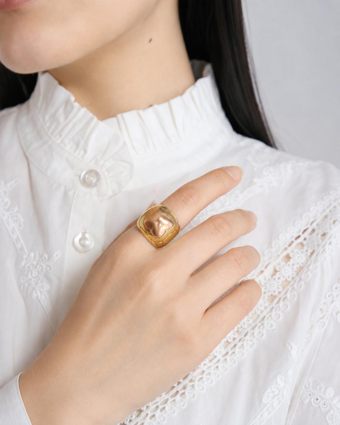 Vintage Bulgari Roma 18K Gold Pyramid Ring