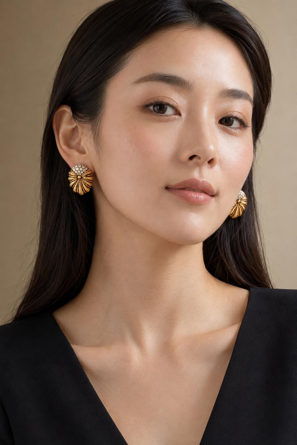 Vintage Tiffany & Co. 18K Gold 2.40 Carat Diamond Scallop Shell Earrings