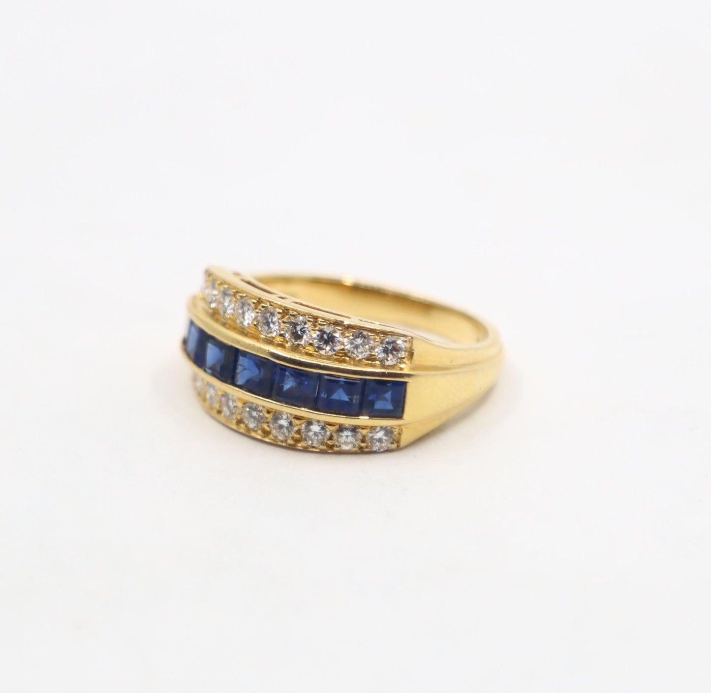 Oscar Heyman 18K Gold Diamond Sapphire Ring