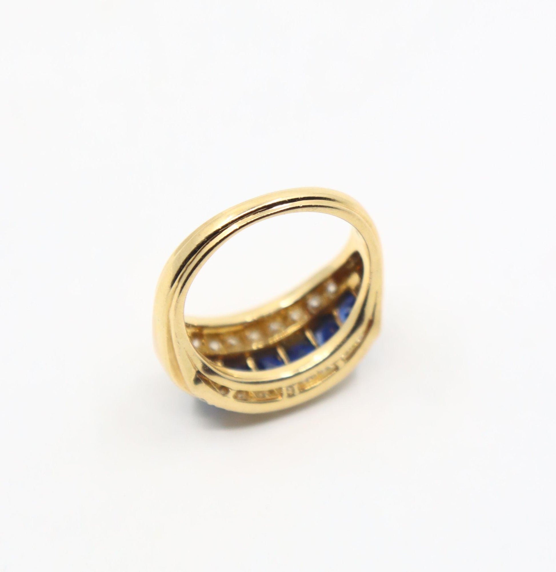 Oscar Heyman 18K Gold Diamond Sapphire Ring