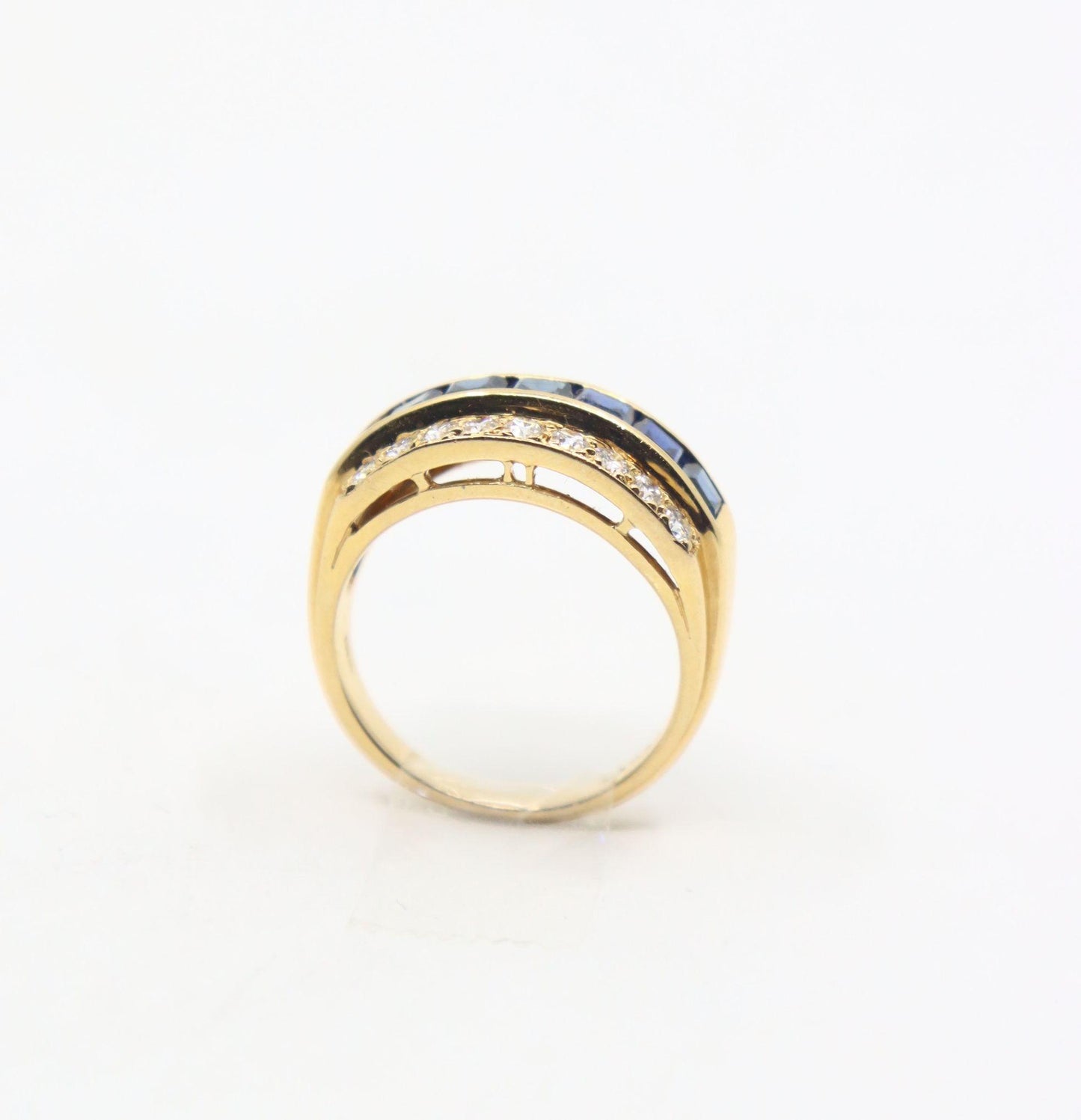 Oscar Heyman 18K Gold Diamond Sapphire Ring