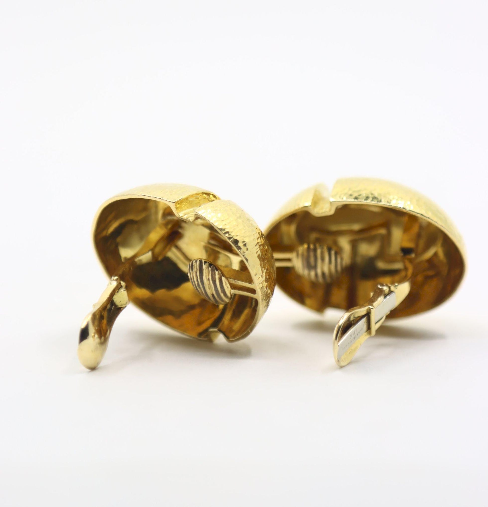 Vintage David Webb 18K Gold Textured Earring