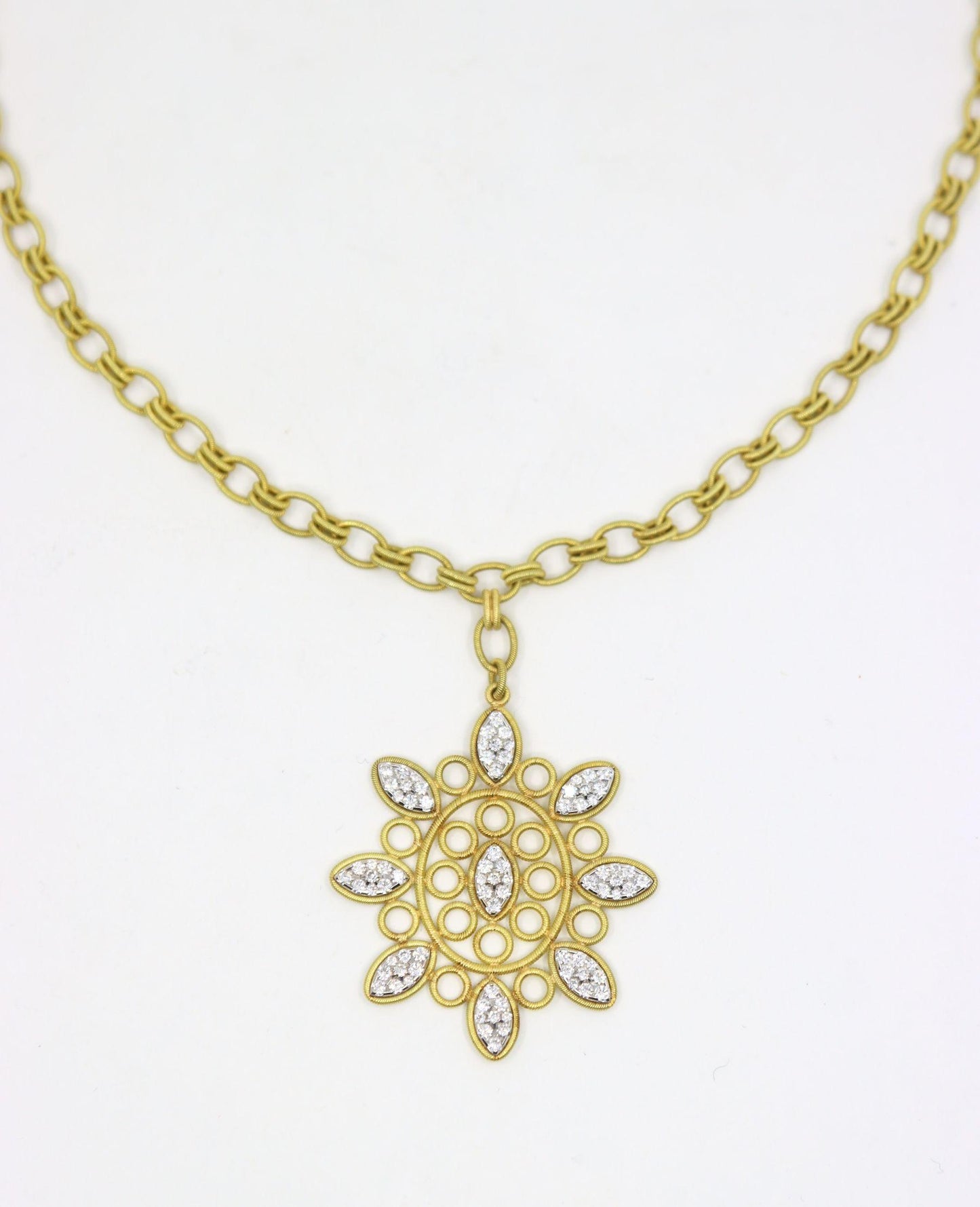 Buccellati 18K  Gold Olympia Necklace & Earring Set