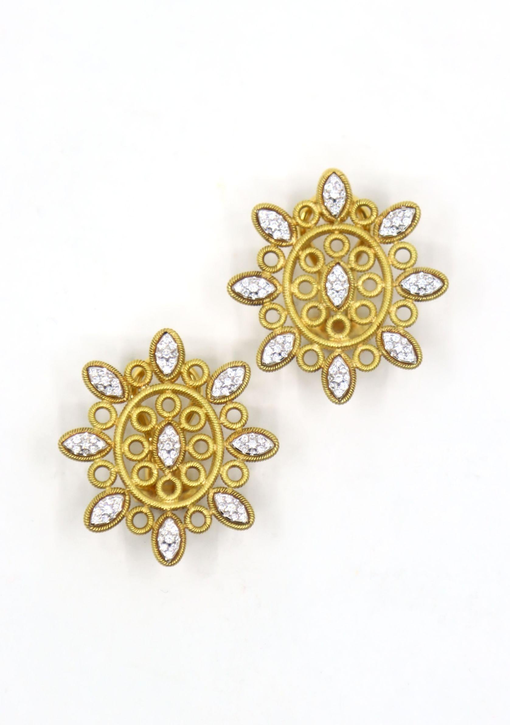 Buccellati 18K  Gold Olympia Necklace & Earring Set