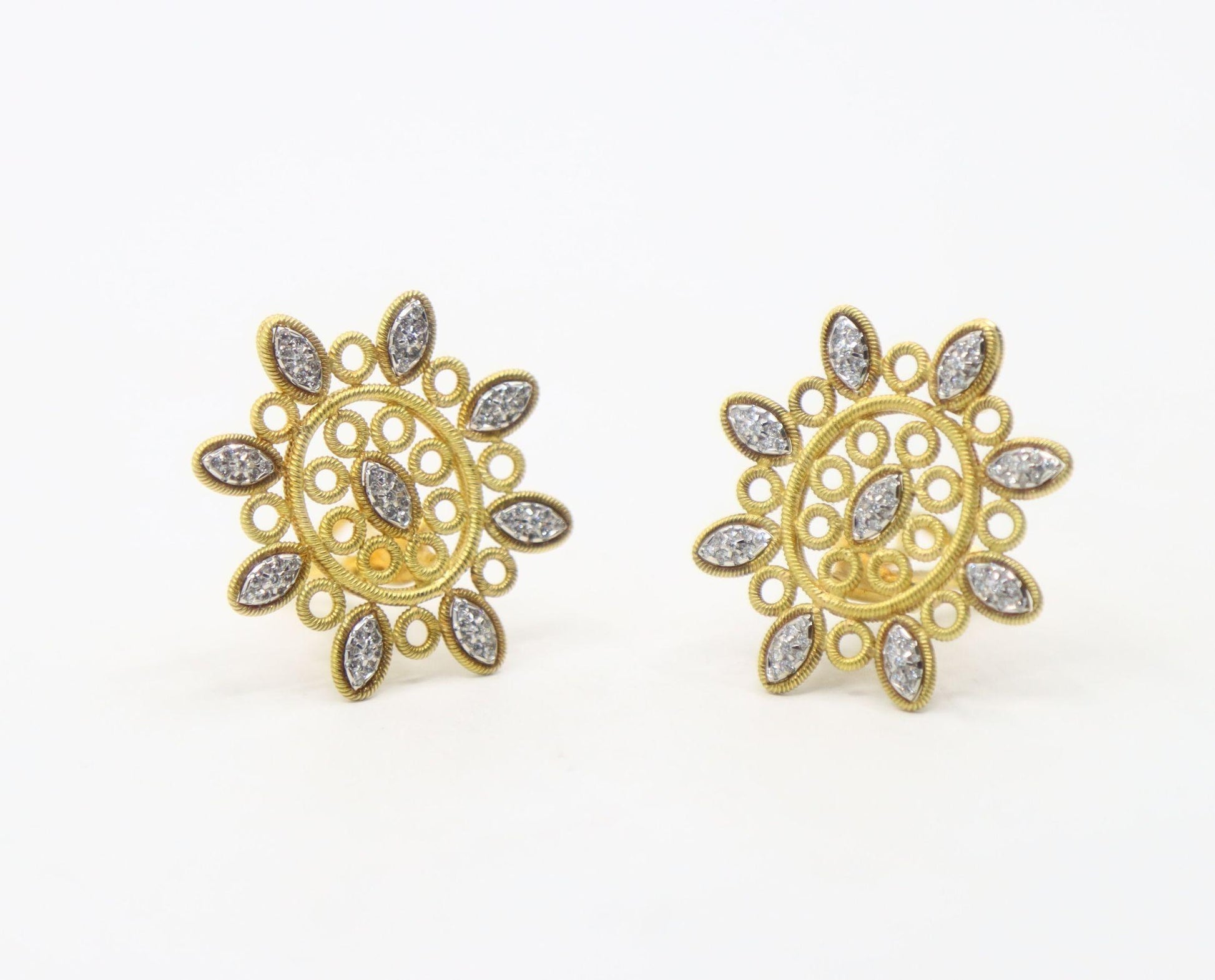 Buccellati 18K  Gold Olympia Necklace & Earring Set