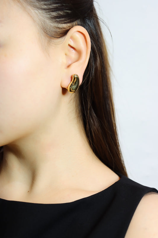 Tiffany & Co Elsa Peretti 18K Gold Bean Earrings