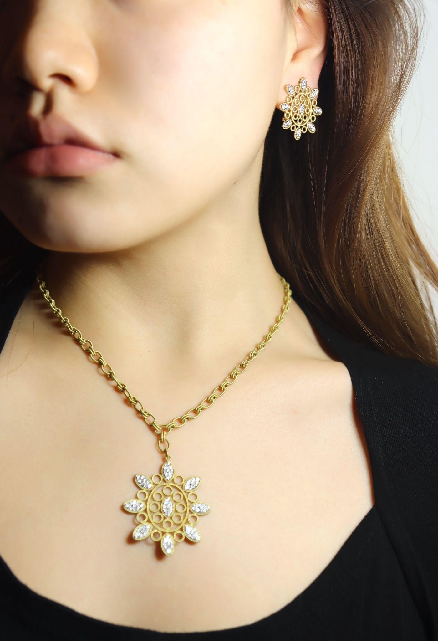 Buccellati 18K  Gold Olympia Necklace & Earring Set