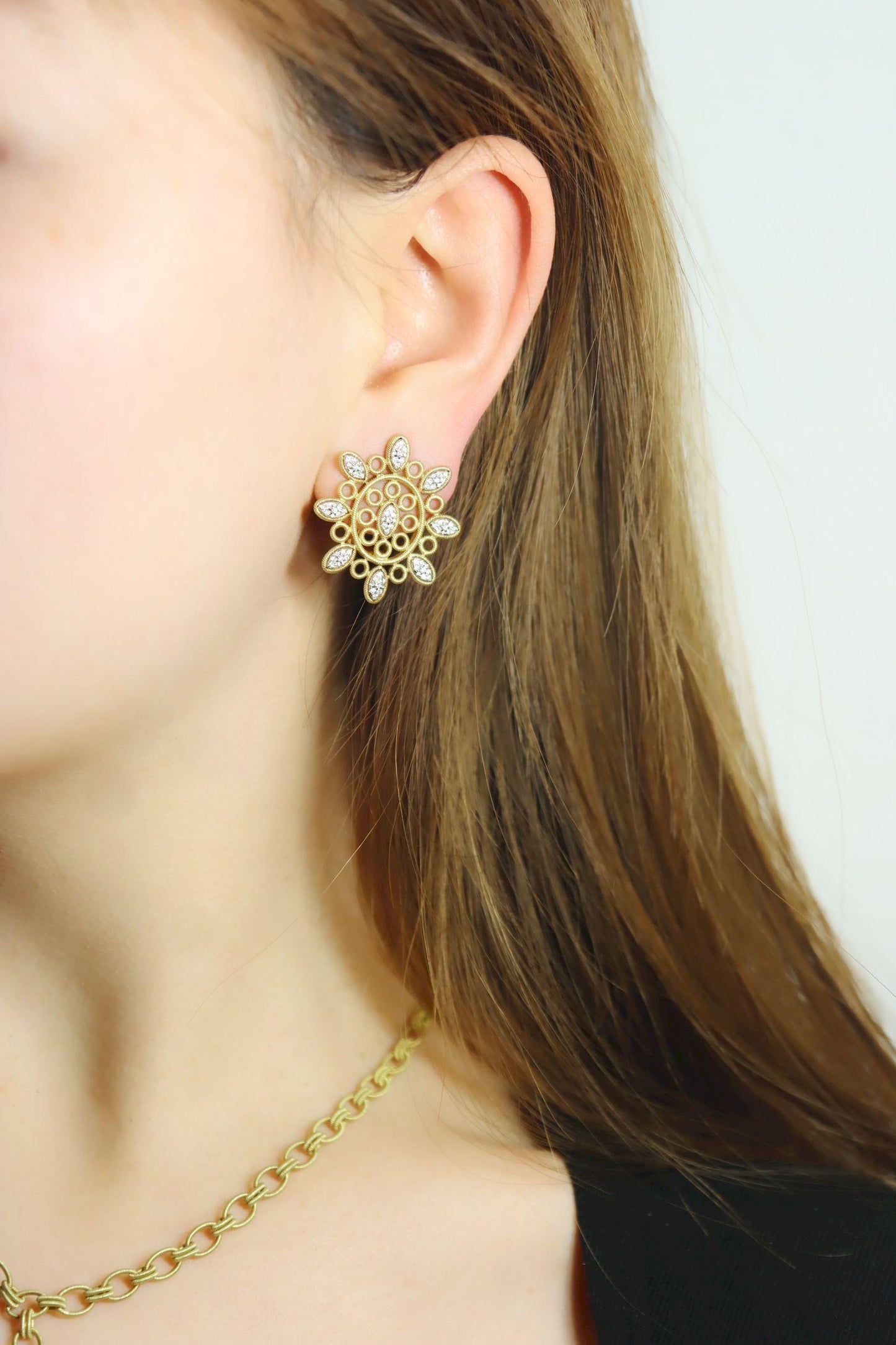 Buccellati 18K  Gold Olympia Necklace & Earring Set