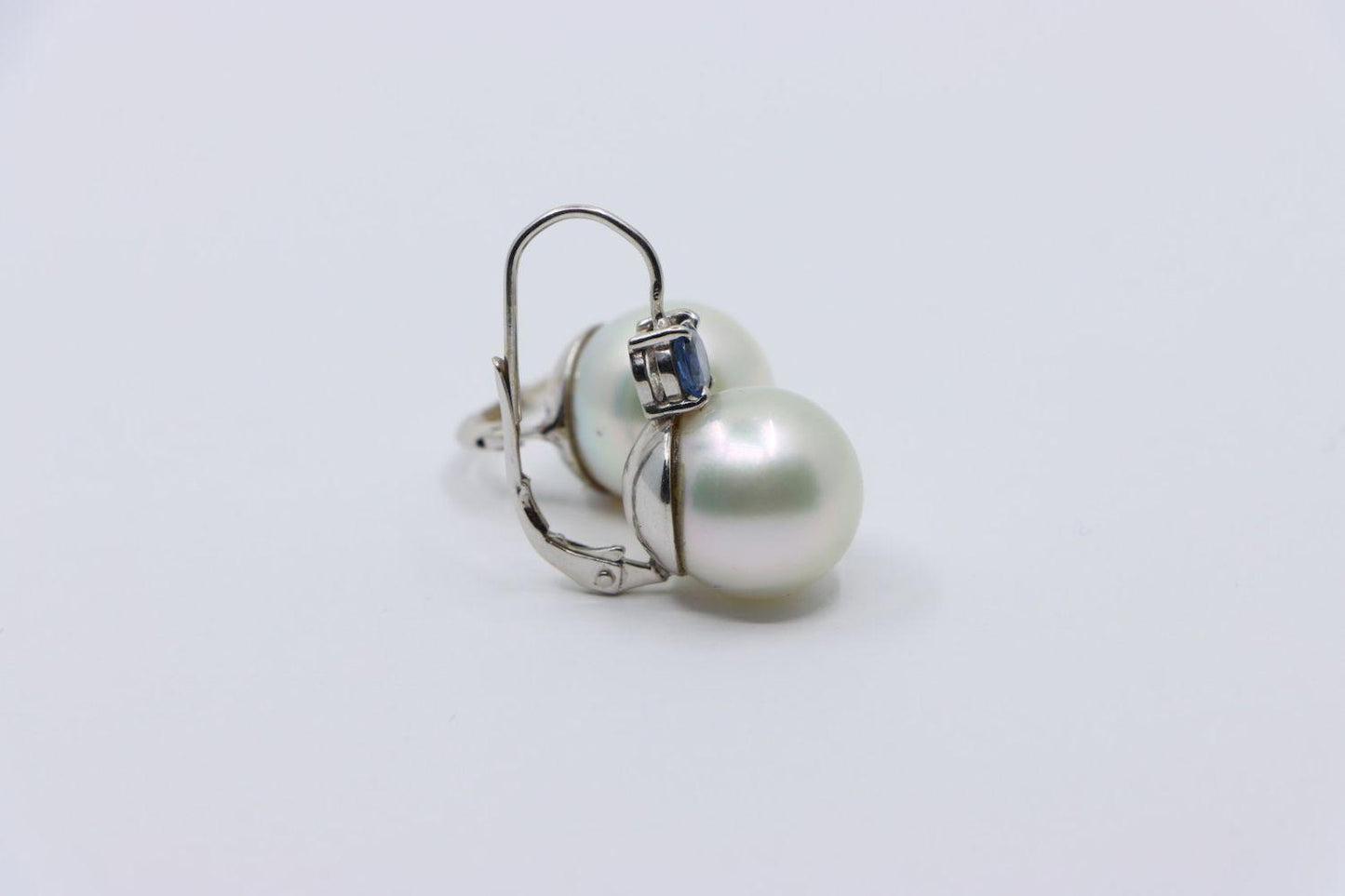 Vintage 18K White Gold Pearl Saphirre Earring