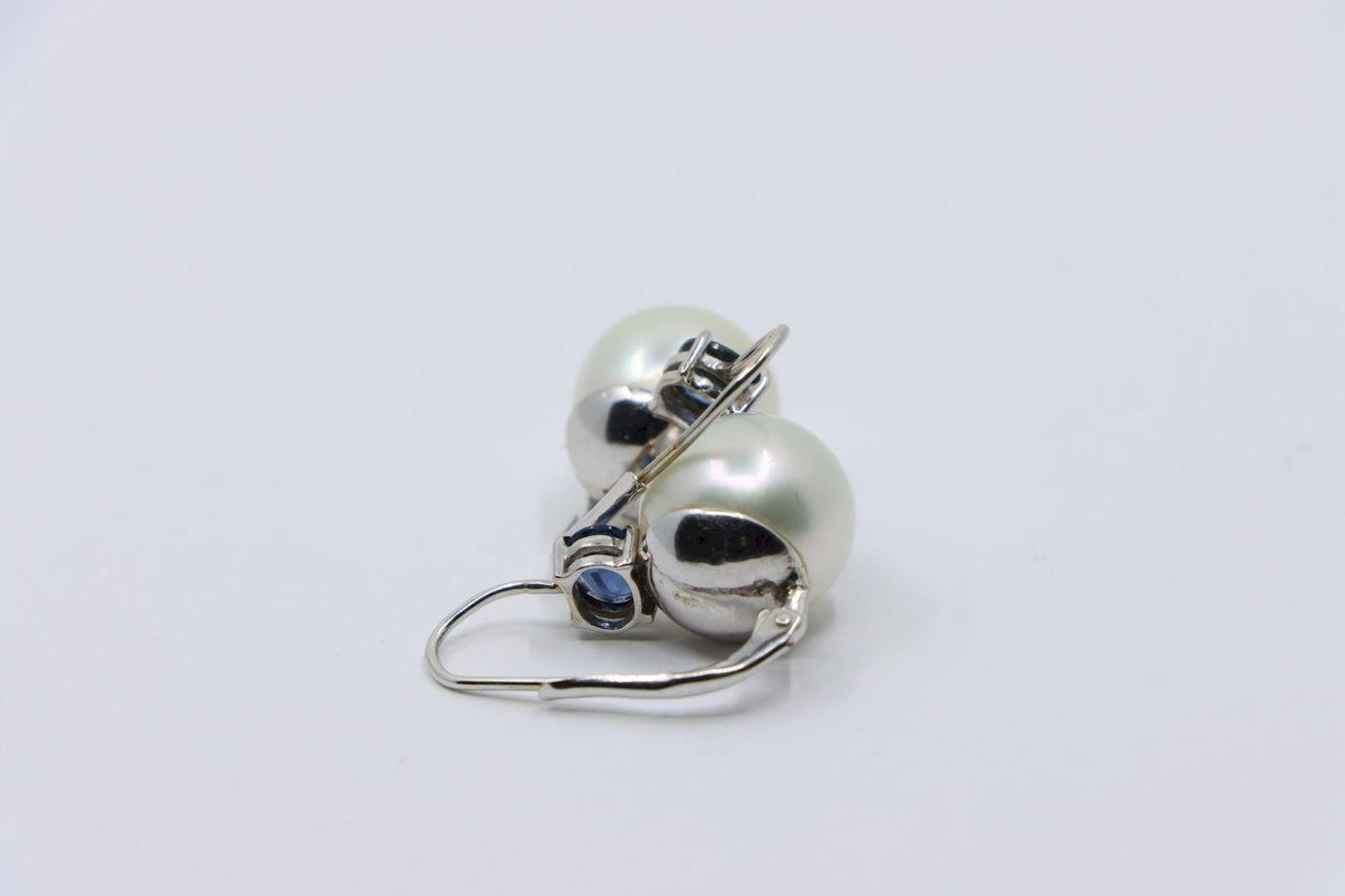 Vintage 18K White Gold Pearl Saphirre Earring