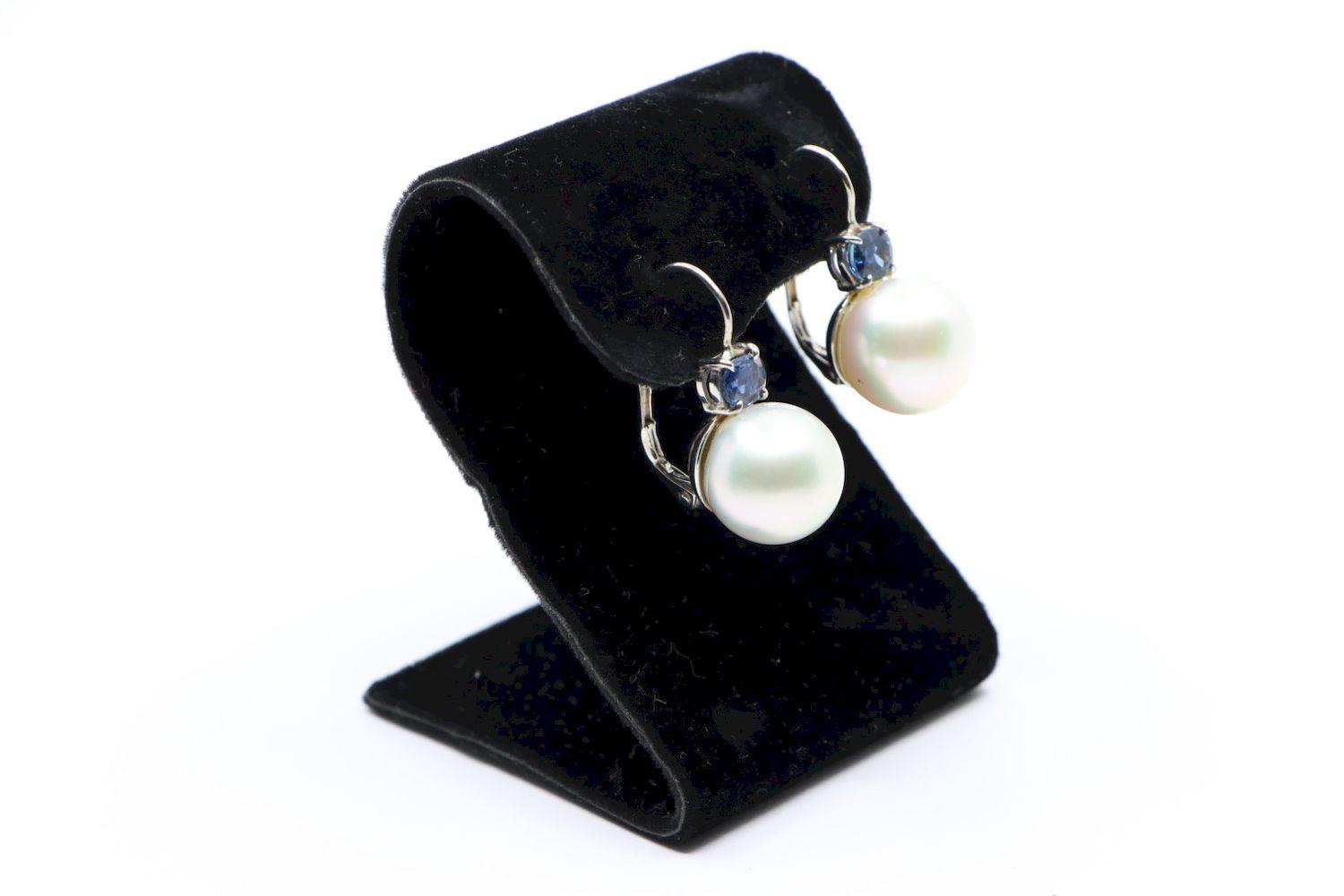 Vintage 18K White Gold Pearl Saphirre Earring