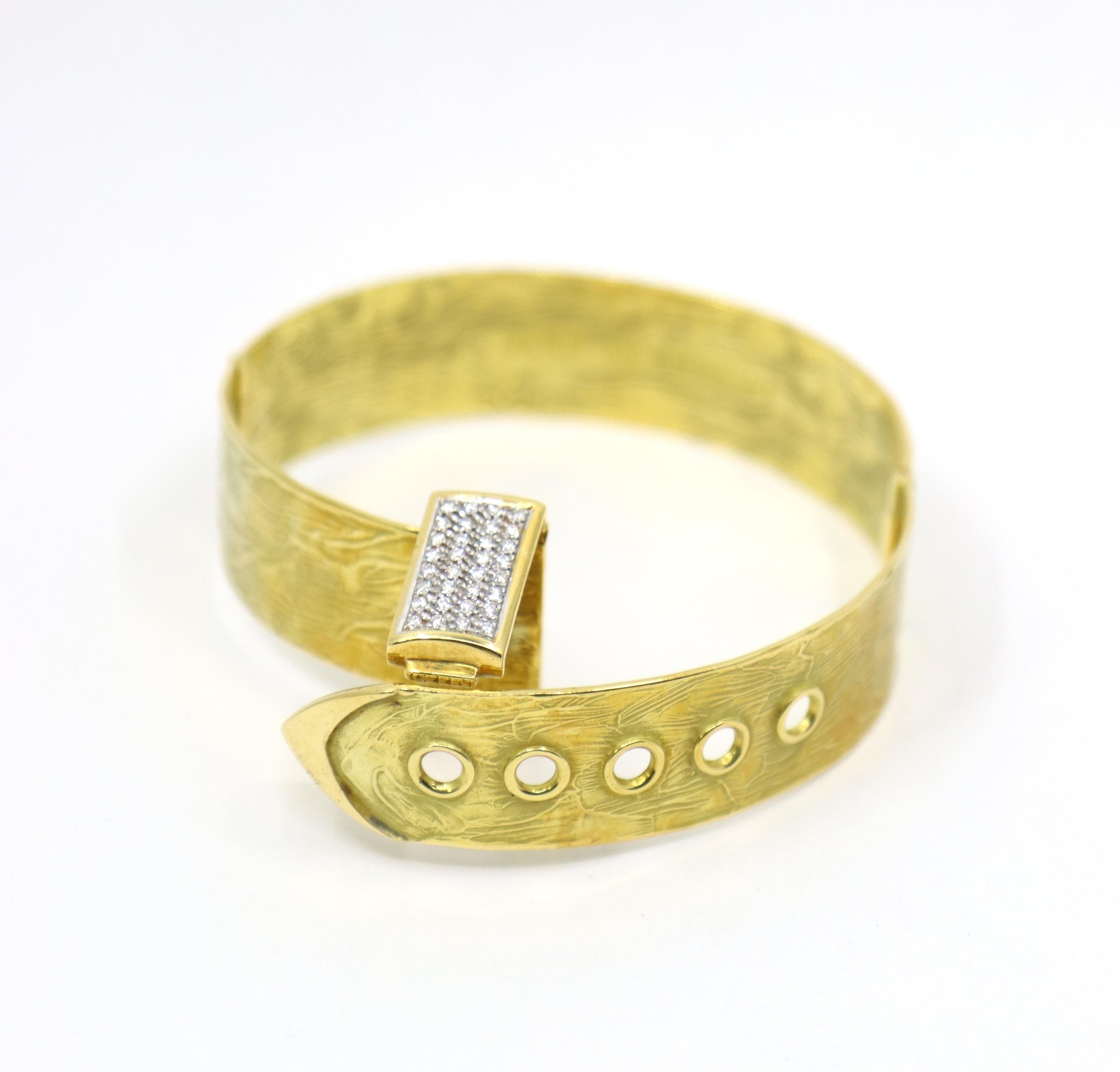 Zero by Torrini 18K Gold & Diamond Belt Form Bracelet