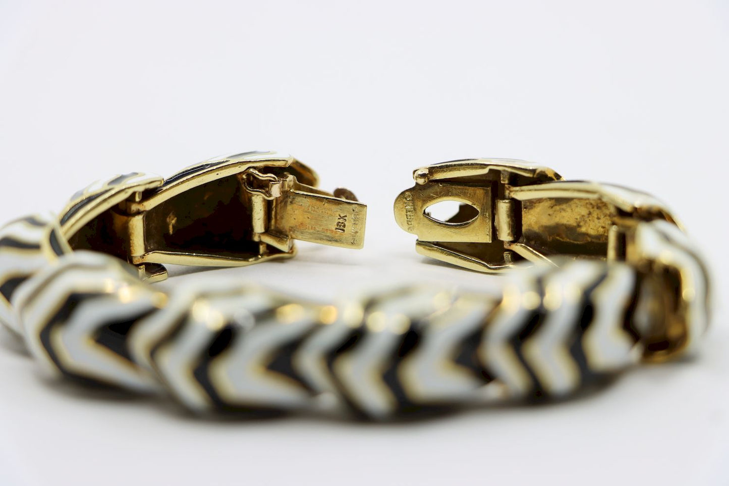 D.Webb 18K Gold Zebra Enamel Bracelet