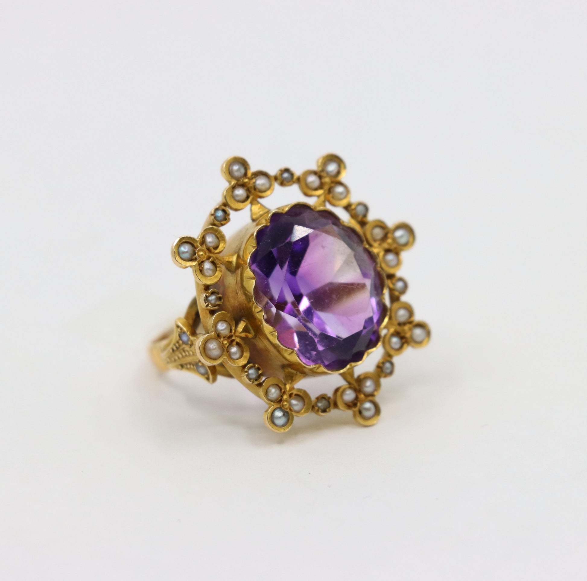 Antique 18K Gold Amethyst Pearl Ring
